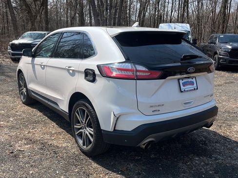 Used 2019 Ford Edge Titanium w/ Cold Weather Package image 6