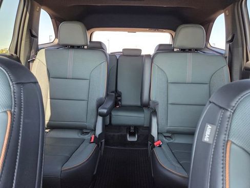 Used 2026 GMC Acadia AT4 w/ Super Cruise Package AWD/4WD image 36