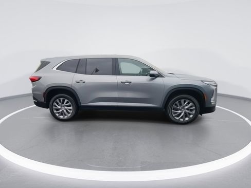 Certified 2025 Buick Enclave Preferred image 9