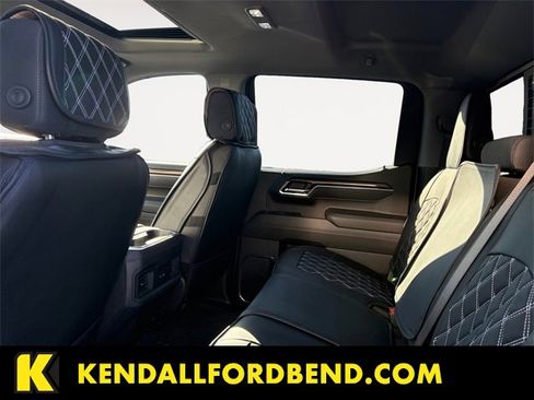 Used 2024 Chevrolet Silverado 1500 LT Trail Boss w/ Convenience Package II image 13