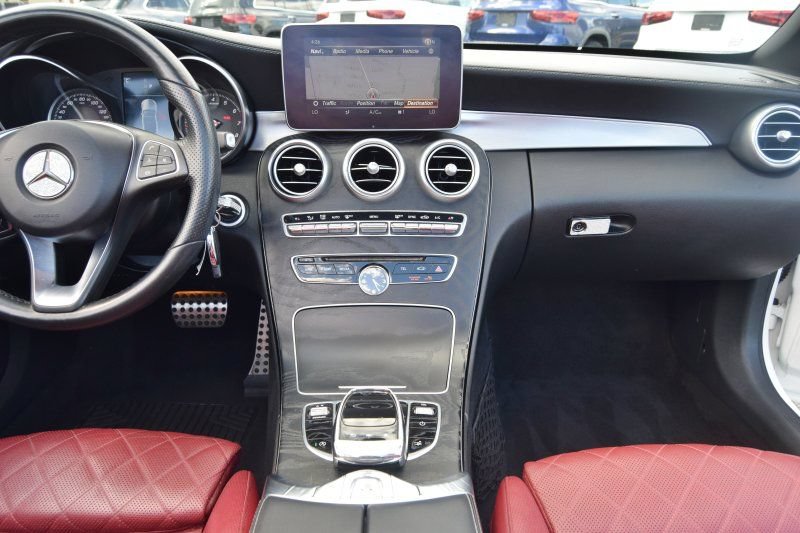 Used 2018 Mercedes-Benz C 300 4MATIC Cabriolet image 34
