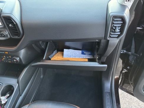 Used 2021 Ford Bronco Sport Outer Banks w/ Outer Banks Package (96D) image 41