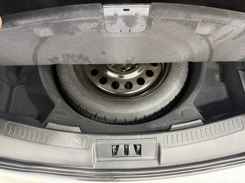 Used 2024 Lincoln Corsair AWD w/ Equipment Group 102A image 49