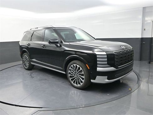 New 2026 Hyundai Palisade Calligraphy image 2