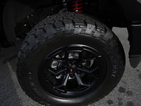 New 2025 Ford F150 Lariat w/ Equipment Group 502A High image 20