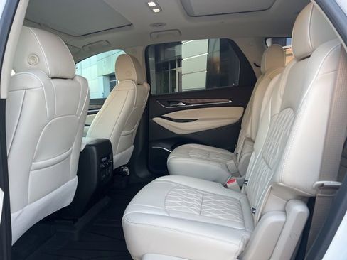 Certified 2023 Buick Enclave Avenir w/ Avenir Technology Package image 6