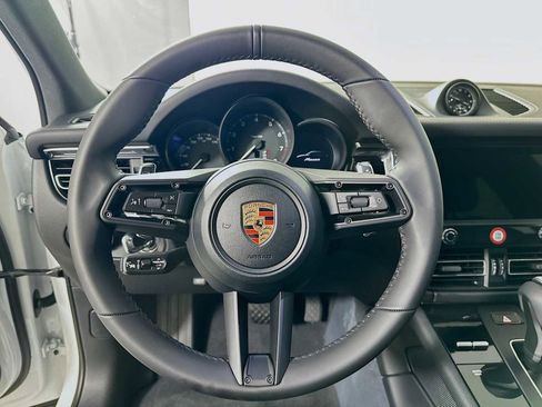 New 2026 Porsche Macan image 14