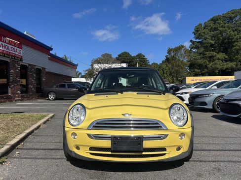Used 2005 MINI Cooper Hardtop image 2