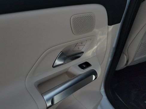 Certified 2026 Mercedes-Benz GLB 250 image 11
