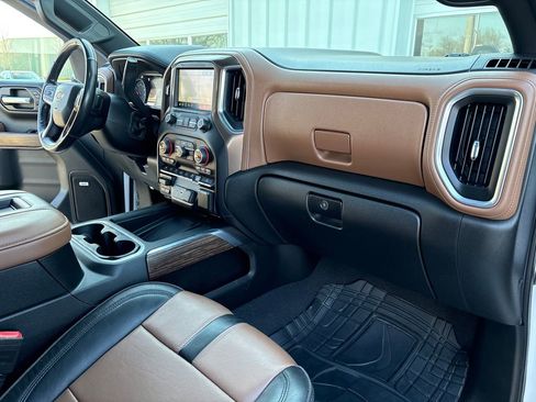 Used 2019 Chevrolet Silverado 1500 High Country image 52