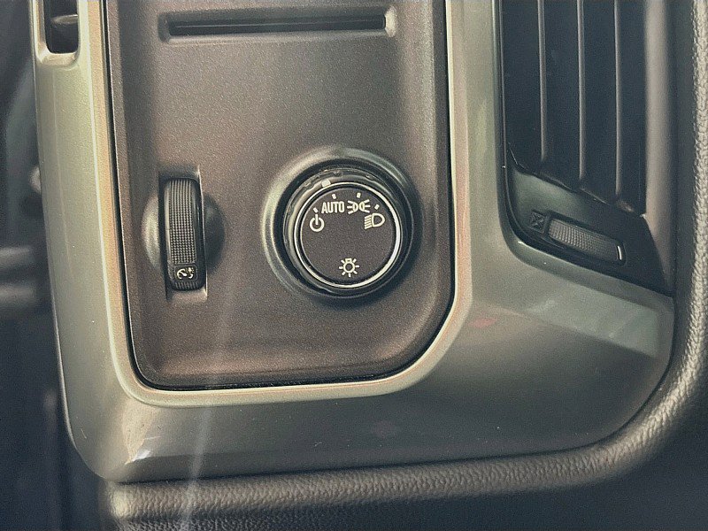 Used 2017 Chevrolet Silverado 1500 LT w/ Trailering Package RWD image 10