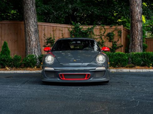 Used 2011 Porsche 911 GT3 RS RWD image 2