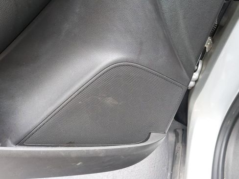 Used 2019 Chevrolet Trax LS AWD/4WD image 12