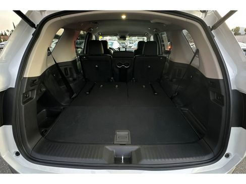 Certified 2025 Honda Pilot EX-L image 17