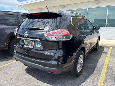 Used 2016 Nissan Rogue SV w/ SV Premium Package AWD/4WD image 5