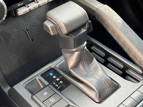 Used 2025 Toyota Tacoma SR5 image 22