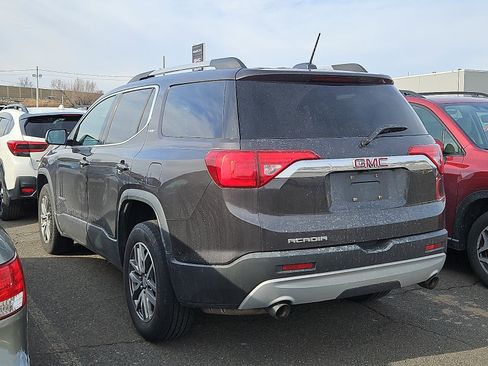 Used 2018 GMC Acadia SLE image 4