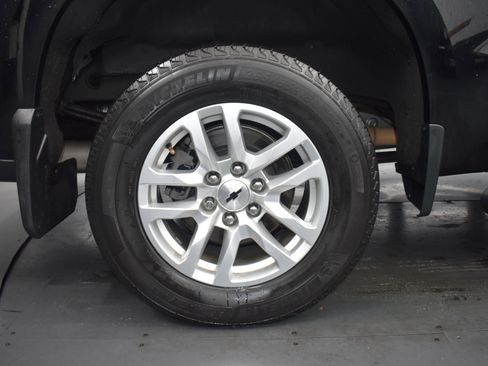 Used 2022 Chevrolet Silverado 1500 RST w/ Safety Package image 9