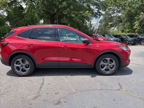 Used 2025 Ford Escape ST-Line FWD image 6