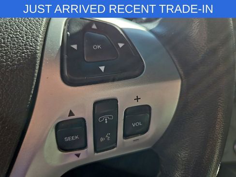 Used 2014 Ford Explorer XLT w/ Equipment Group 202A AWD/4WD image 17