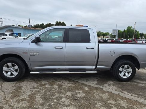 Used 2020 RAM 1500 Classic SLT AWD/4WD image 1