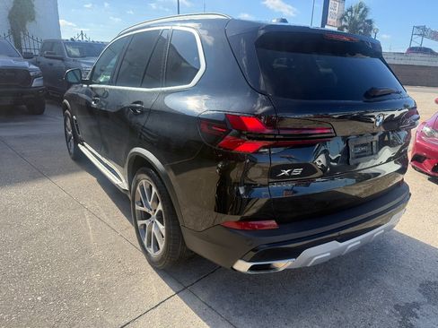Used 2025 BMW X5 xDrive40i AWD/4WD image 6