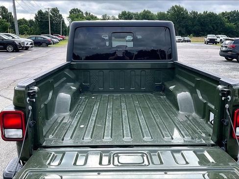 Used 2022 Jeep Gladiator Sport AWD/4WD image 7