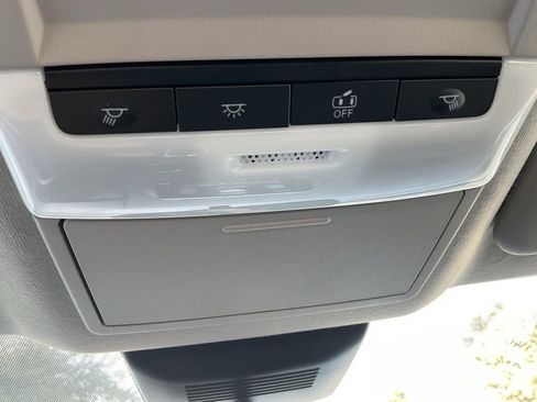 Used 2024 Nissan Sentra SV image 28