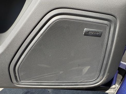 Used 2025 Porsche Macan image 18