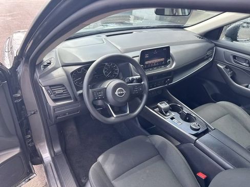 Used 2024 Nissan Rogue S AWD/4WD image 9