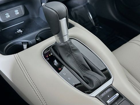 New 2026 Honda HR-V EX-L image 16