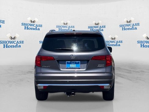 Certified 2018 Honda Pilot Touring image 7