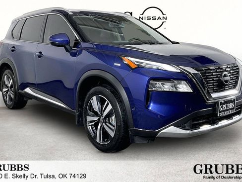Used 2022 Nissan Rogue Platinum w/ Head-Up Display Package FWD image 1