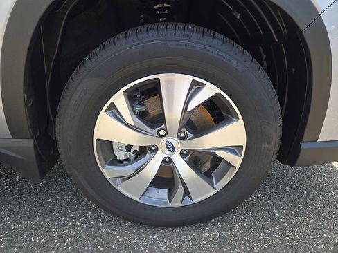 Certified 2025 Subaru Ascent Premium AWD/4WD image 8