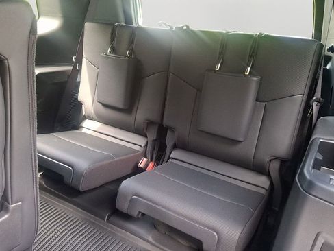 Used 2024 Lexus GX 550 w/ Cold Area Package AWD/4WD image 11