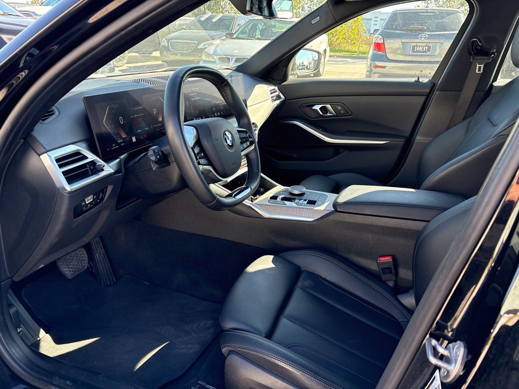 Used 2025 BMW 330i Sedan RWD image 8