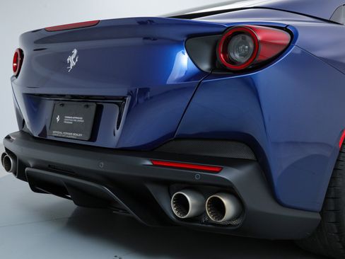 Certified 2019 Ferrari Portofino image 25