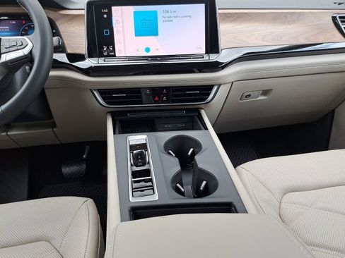 New 2026 Volkswagen Atlas SE FWD image 21