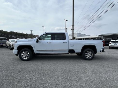 New 2026 Chevrolet Silverado 2500 High Country w/ High Country Premium Package image 6