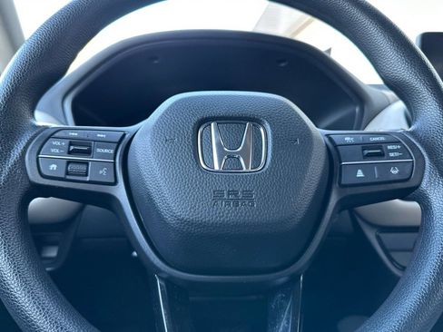 Used 2025 Honda HR-V LX image 21