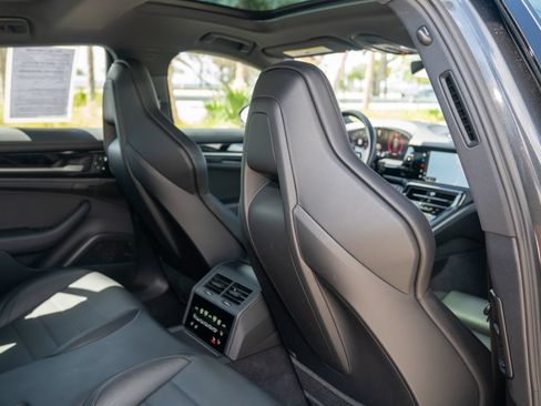 Used 2024 Porsche Panamera w/ Premium Package RWD image 21