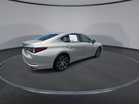 Used 2025 Lexus ES 350 w/ Premium Package FWD image 8
