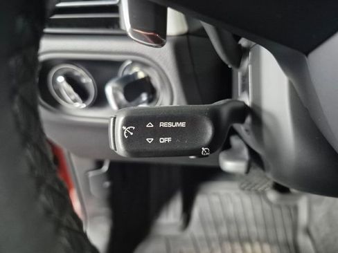 Used 2022 Porsche Macan S AWD/4WD image 21
