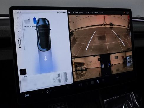 Used 2024 Tesla Model 3 Standard Range RWD image 26