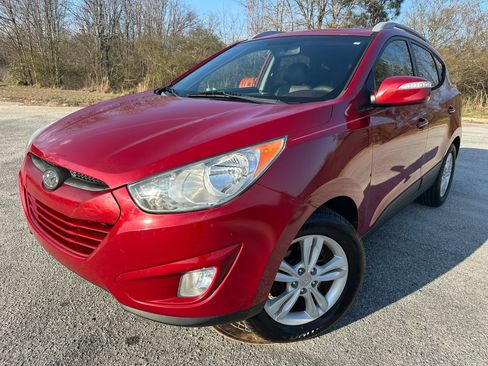 Used 2013 Hyundai Tucson GLS image 1