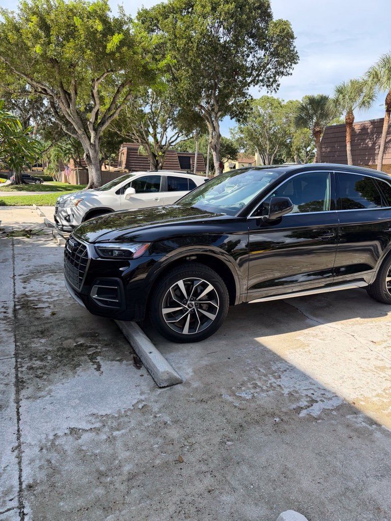 Used 2021 Audi Q5 2.0T Premium w/ Convenience Package AWD/4WD image 6