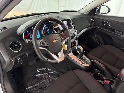 Used 2014 Chevrolet Cruze LT FWD image 26