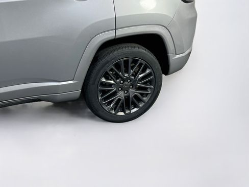 Used 2023 Jeep Compass High Altitude AWD/4WD image 30