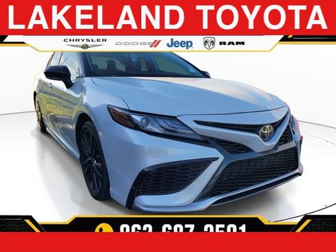 Used 2023 Toyota Camry XSE FWD image 1