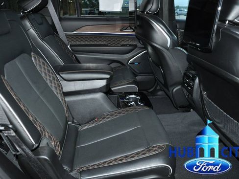 Used 2023 Jeep Grand Cherokee L Summit w/ Advanced Protech Group IV RWD image 14